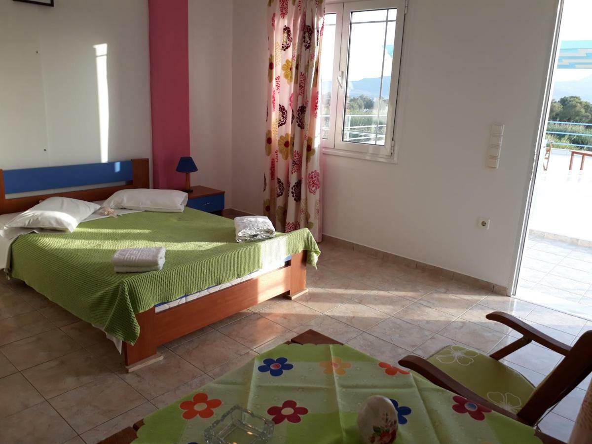 Iremia Rooms Adamantas  Zewnętrze zdjęcie